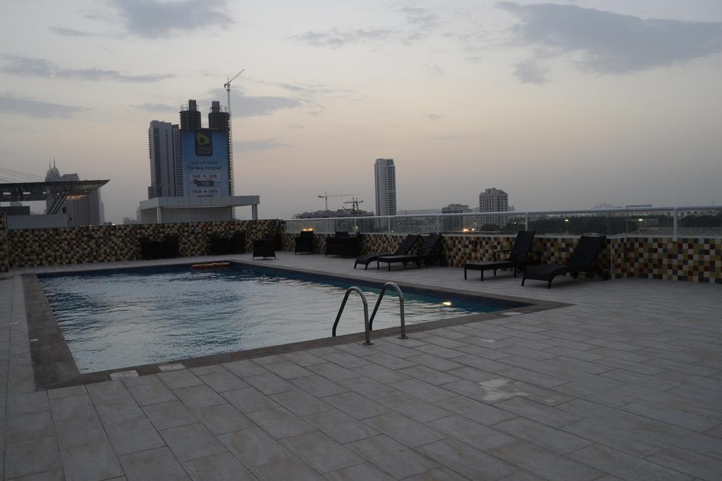 Grand Midwest View Hotel Apartments Dubai Exteriör bild