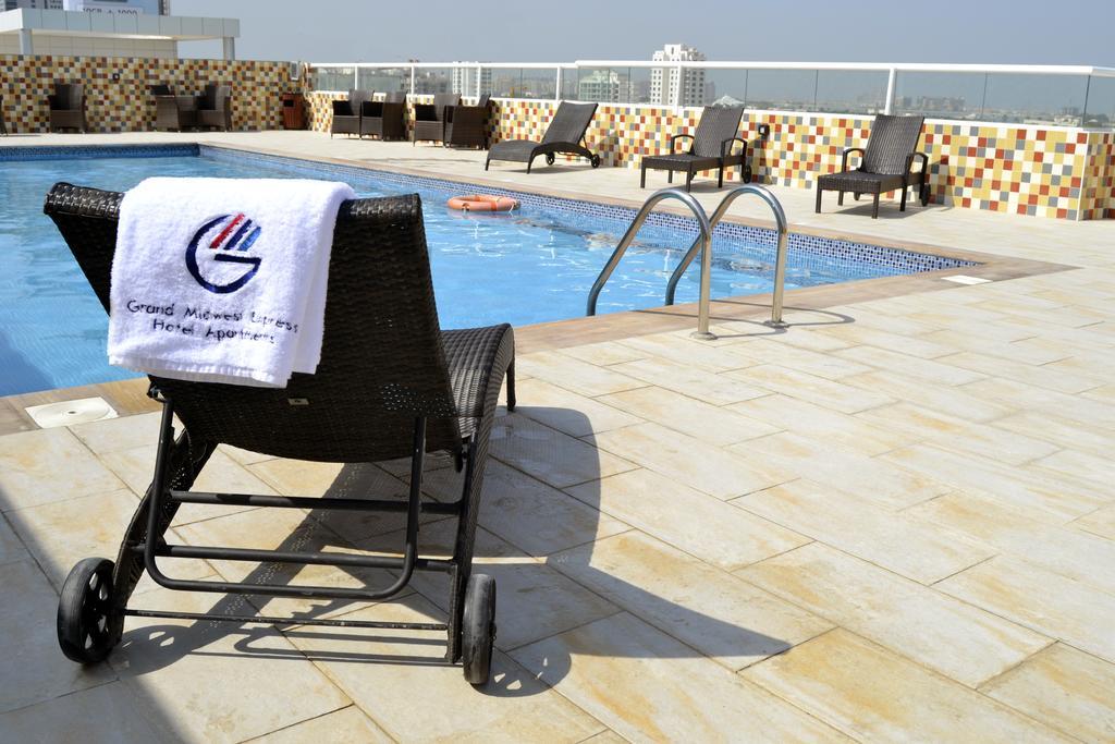Grand Midwest View Hotel Apartments Dubai Exteriör bild