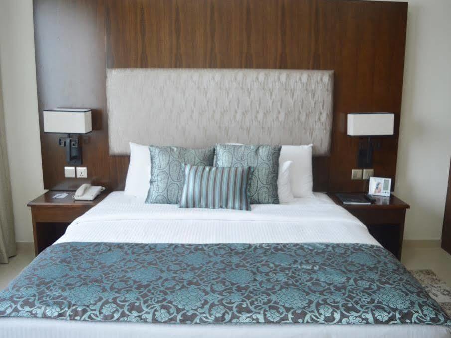 Grand Midwest View Hotel Apartments Dubai Exteriör bild