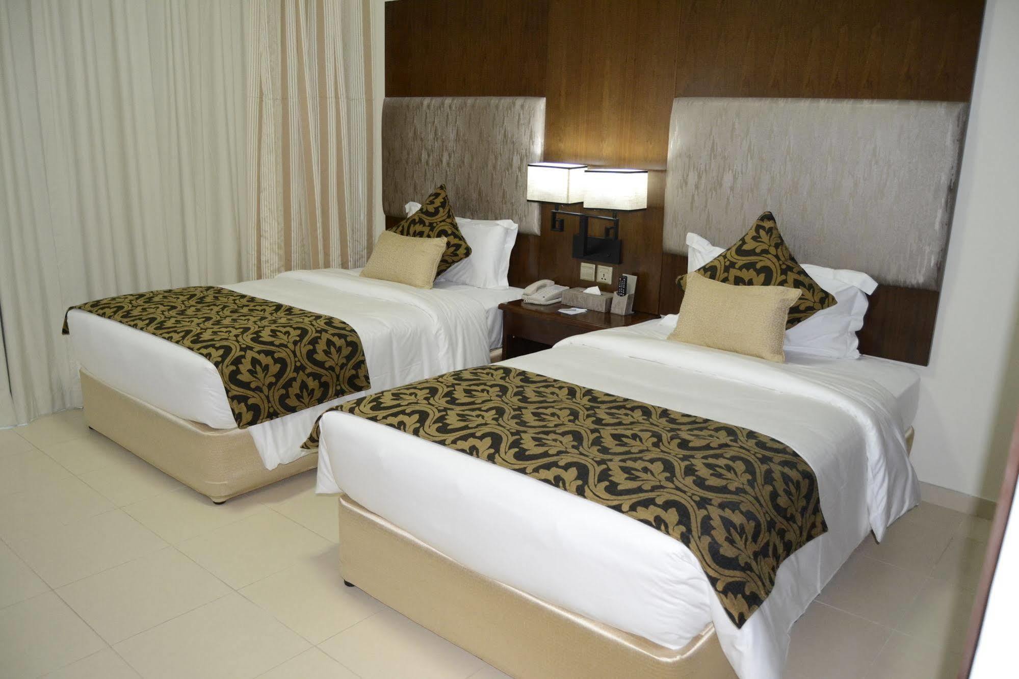 Grand Midwest View Hotel Apartments Dubai Exteriör bild