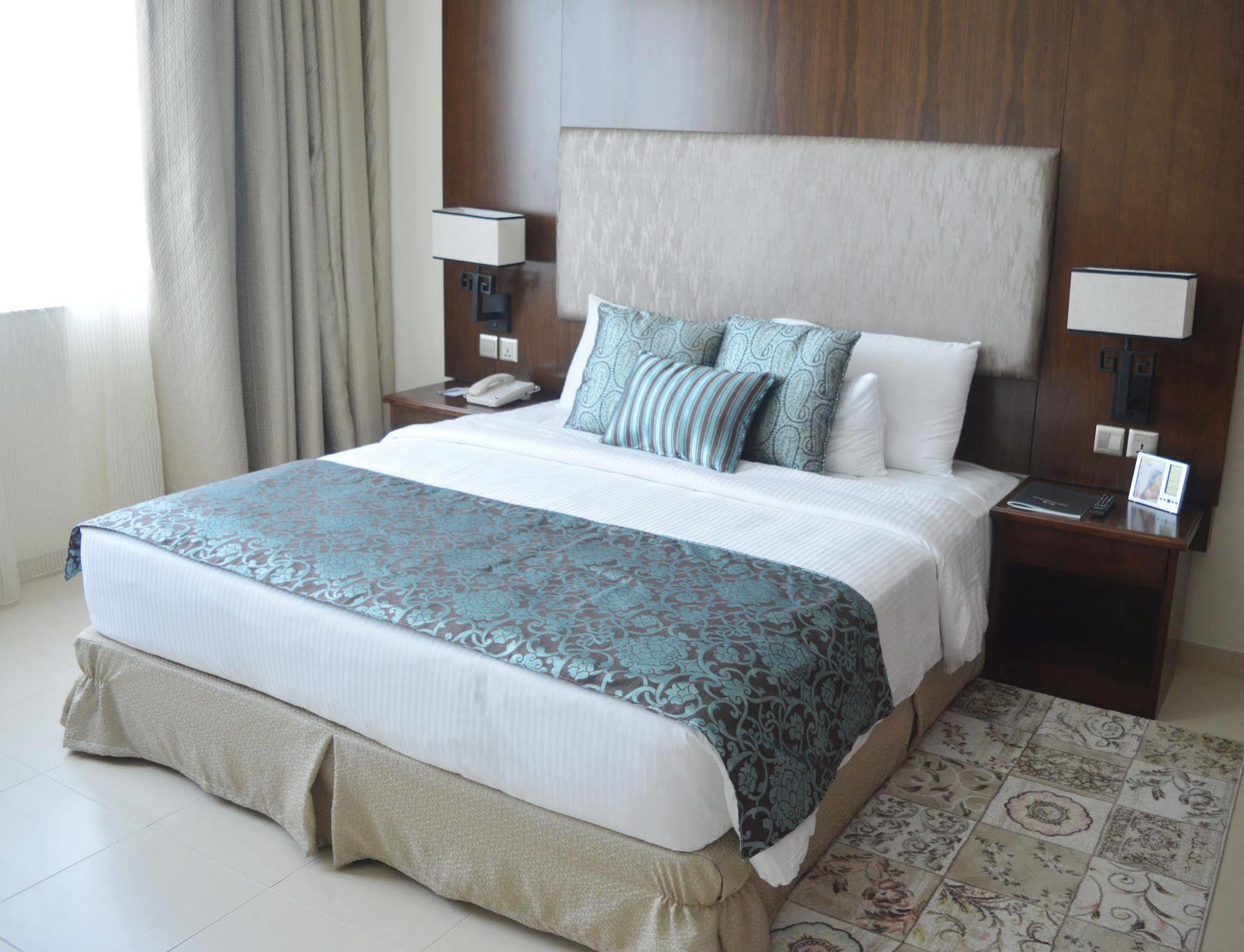 Grand Midwest View Hotel Apartments Dubai Exteriör bild
