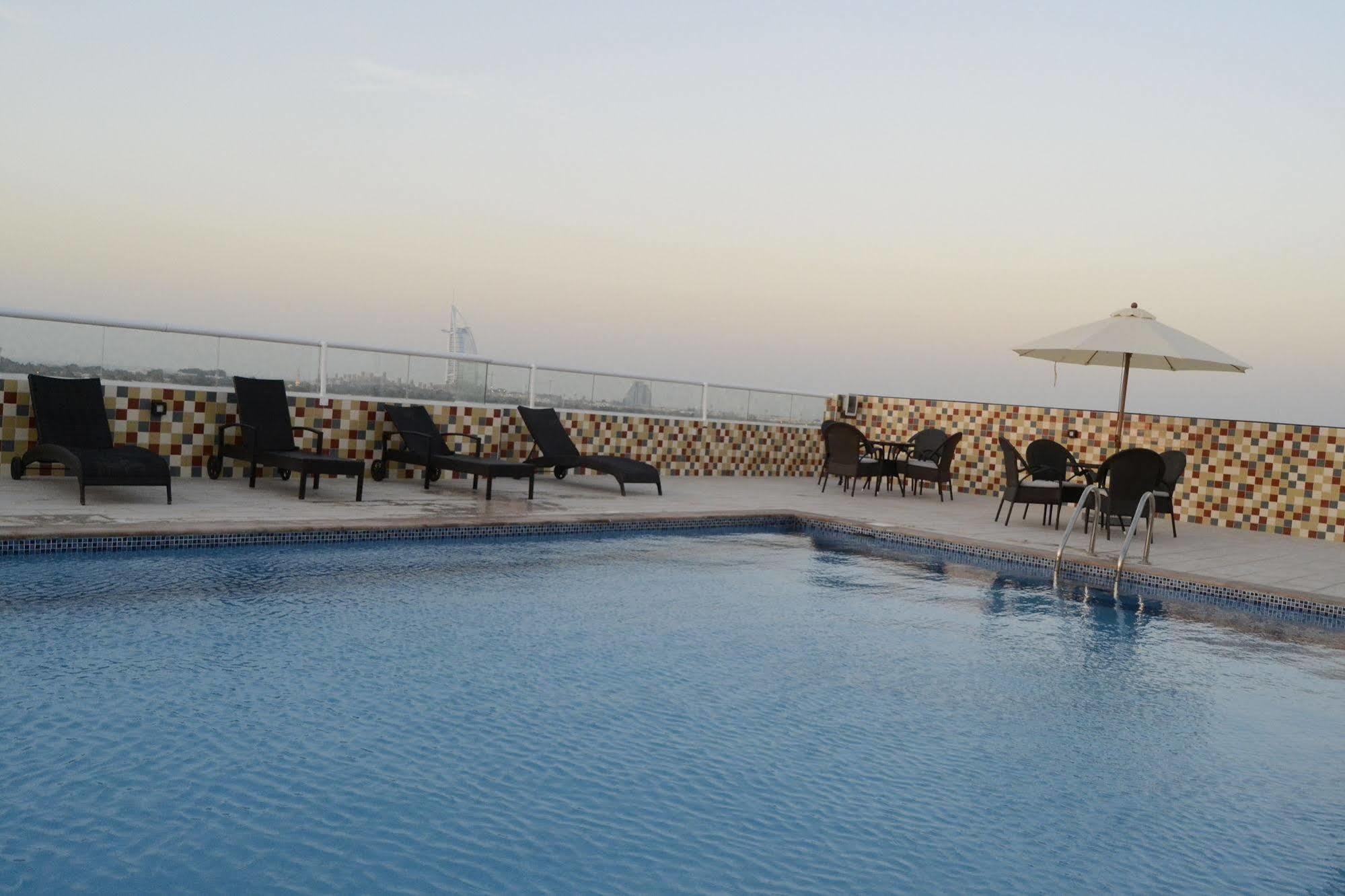 Grand Midwest View Hotel Apartments Dubai Exteriör bild